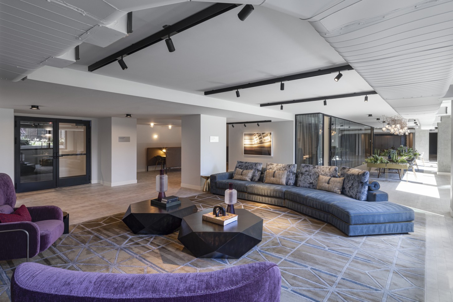 Residential amenity lounge fit-out